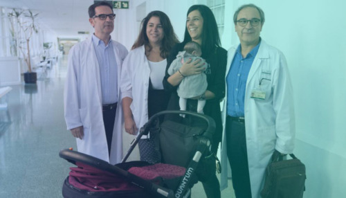 Una mujer con menopausia avanzada logra dar a luz en el Clínic de Barcelona